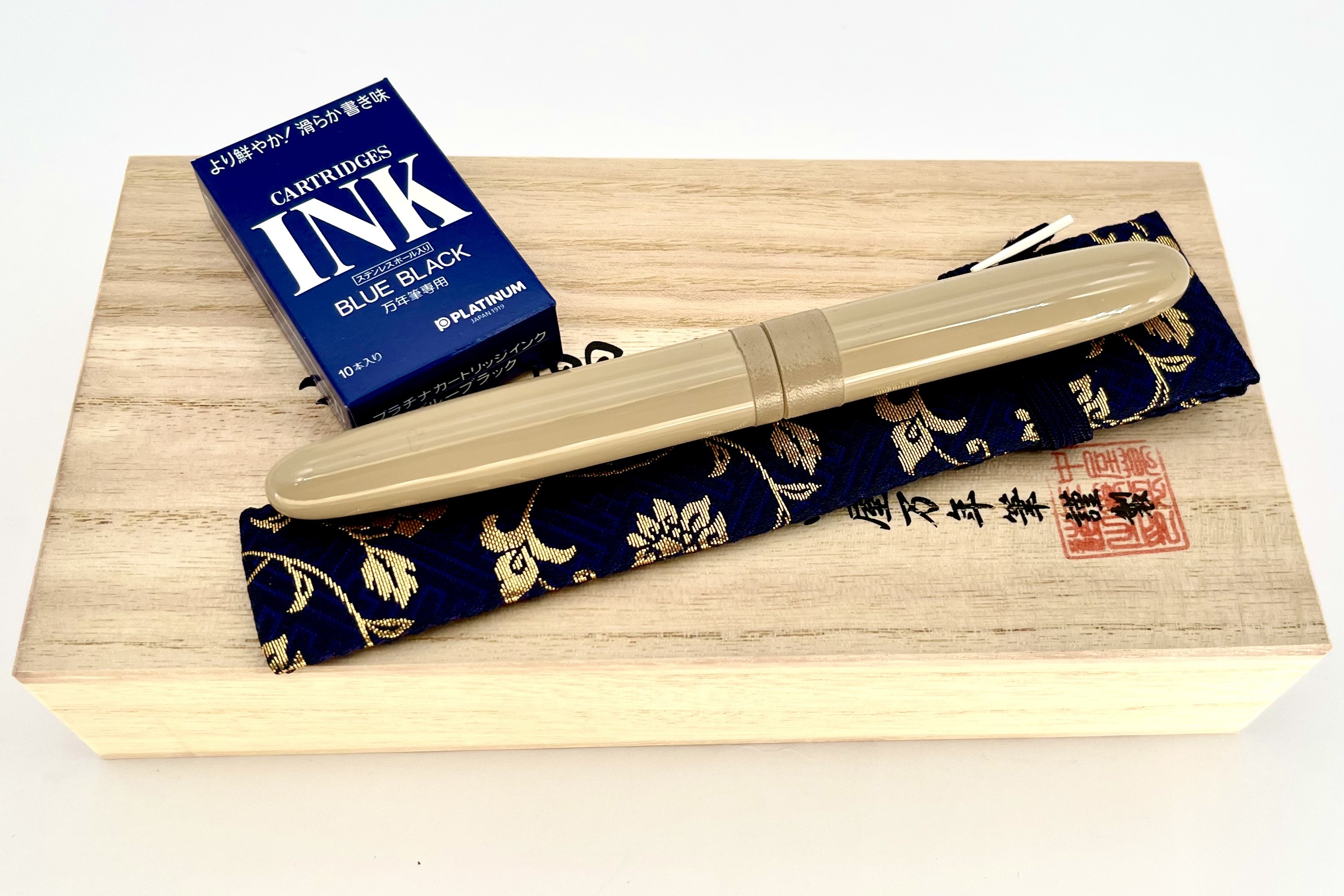 NakayaLED17mmCigarPortableStringRolledShiroFP_H